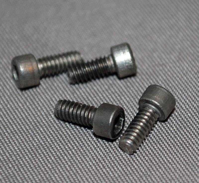 Replacement Screws for IRS219 4