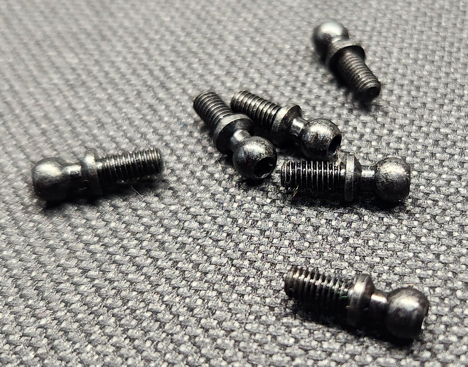 4.3 x 6mm ballstud