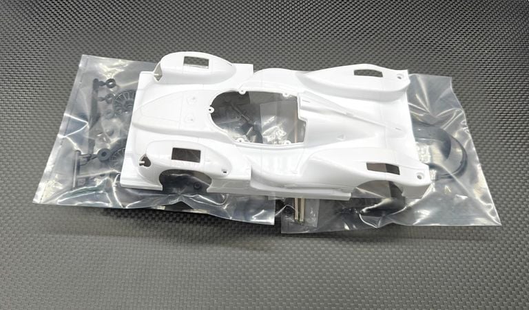 GL LMP2 White Body